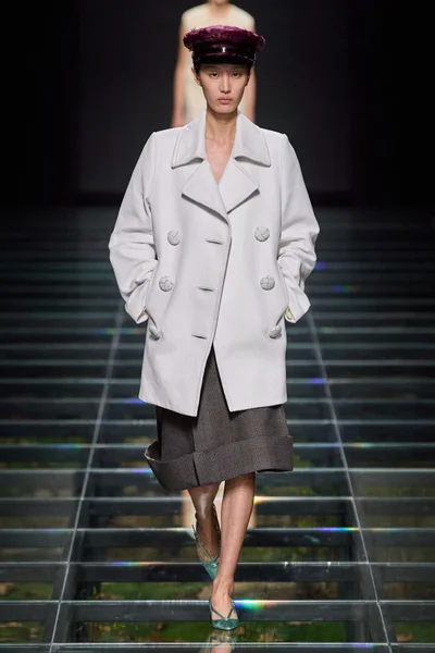 Look 39